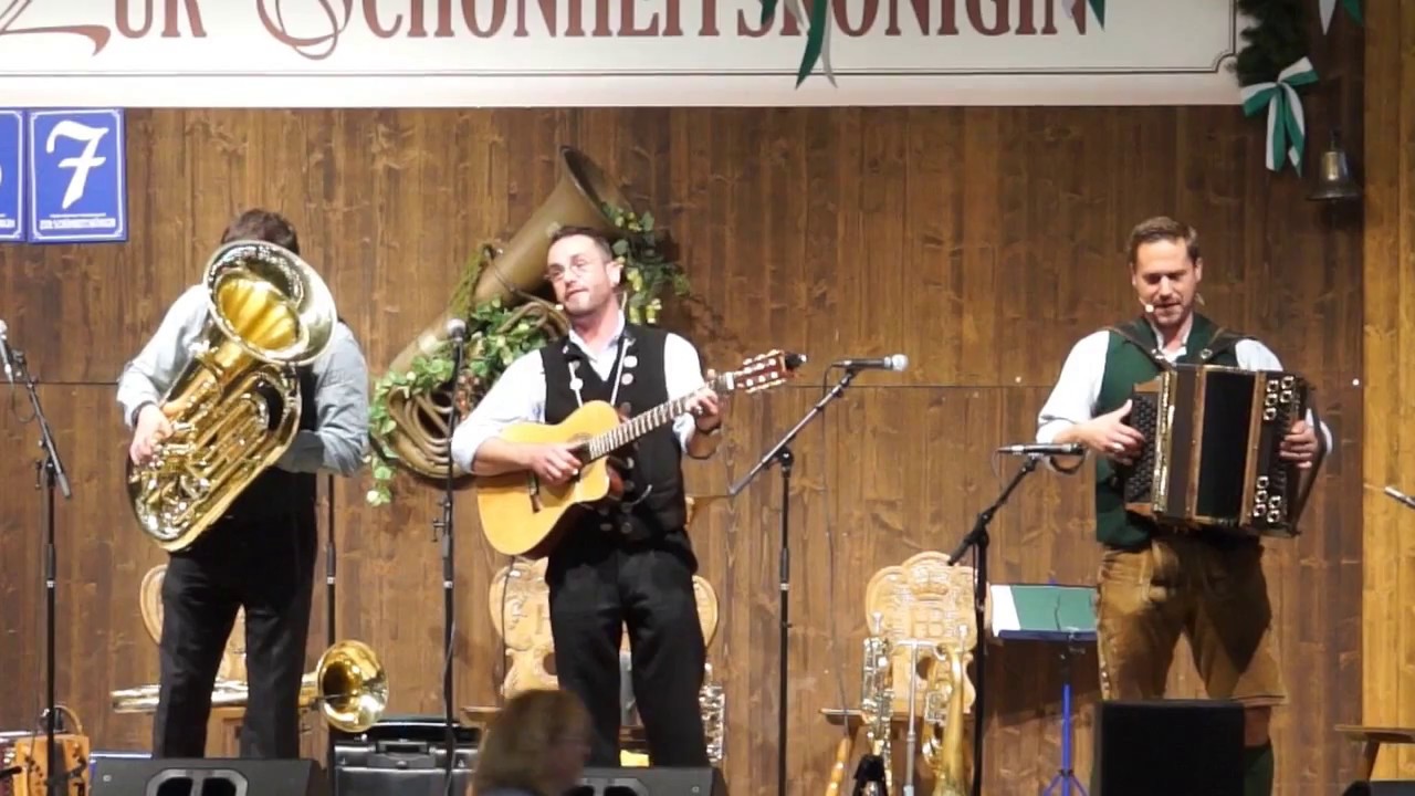 Trio Schleudergang im Volkssängerzelt Zur Schönheitskönigin