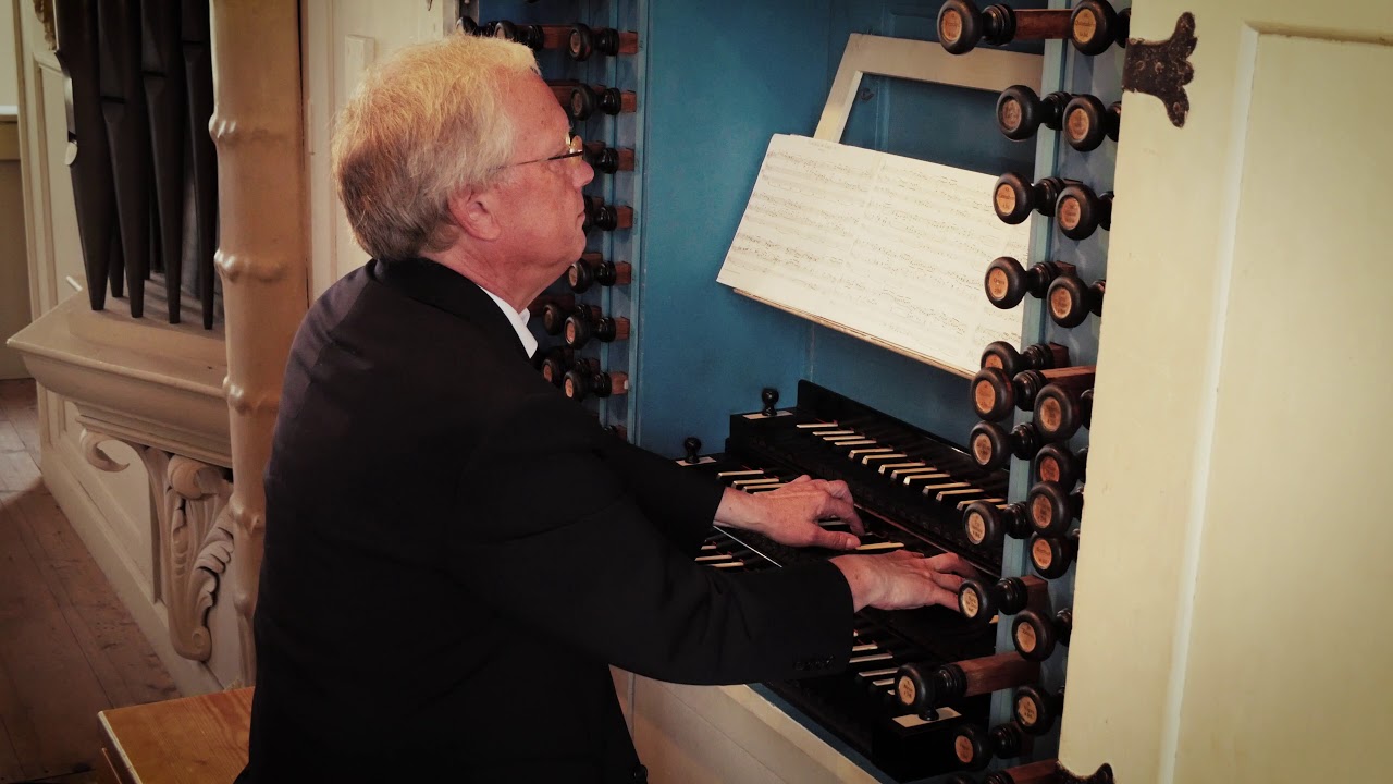 THOMASORGANIST ULLRICH B&Ouml;HME PLAYS BACH ON THE HILDEBRANDT ORGAN