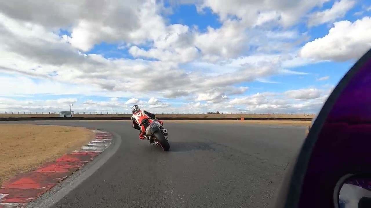 CBR900RR track day