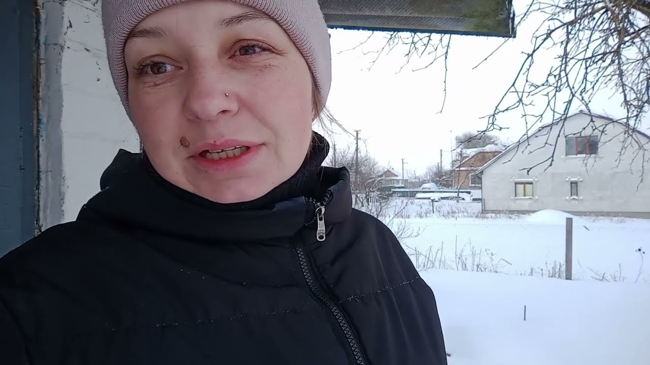Замітає Рівненщину.Давно такої зими не було.Біда з кроликами (