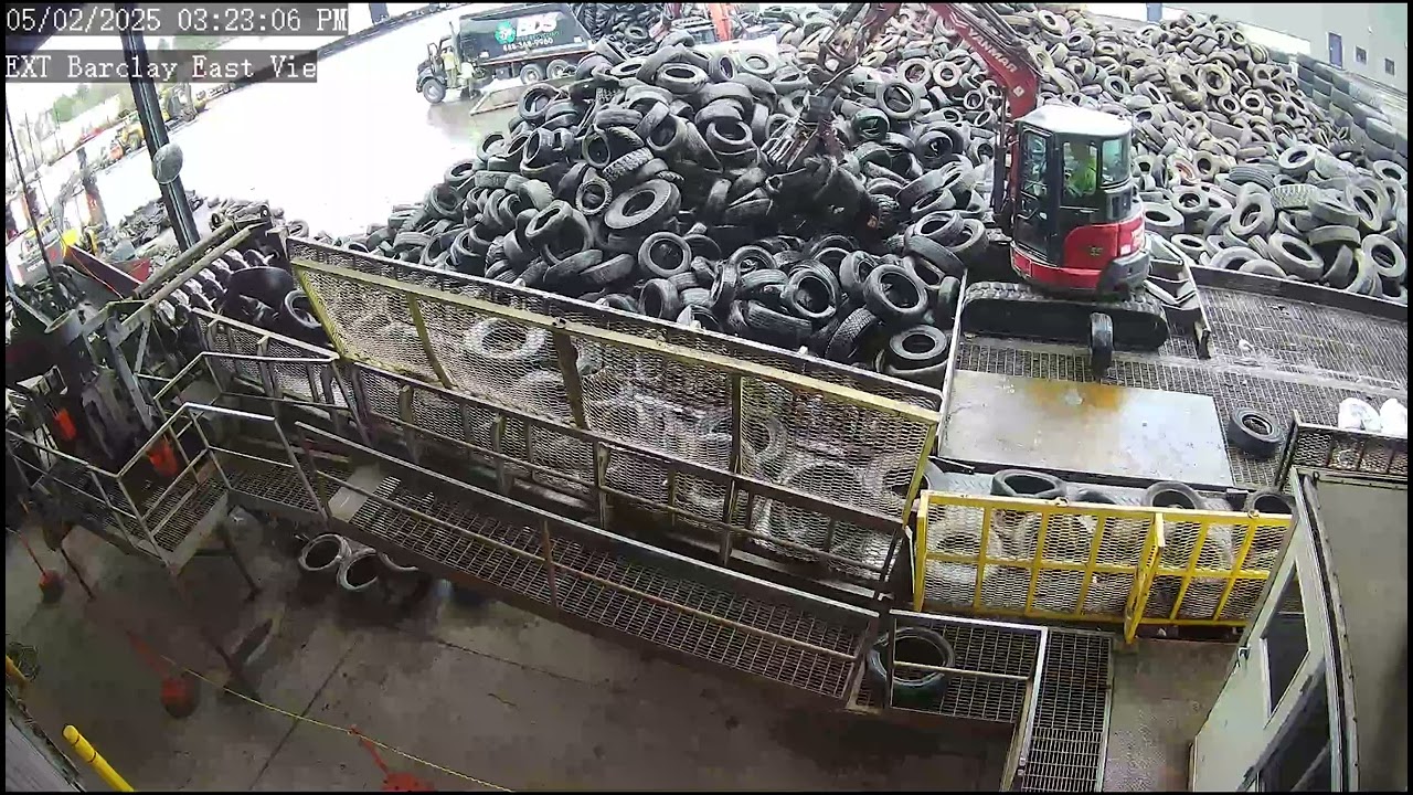 2017 Barclay 4.9 Primary Tire Shredder in Production Shredding Passenger Tires