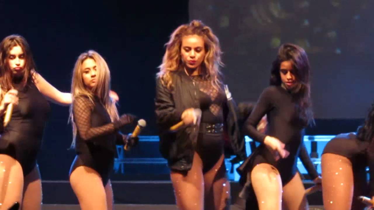 Fifth Harmony - Voicemail / Worth It | 7/27 Tour - Frankfurt (10/20/16)