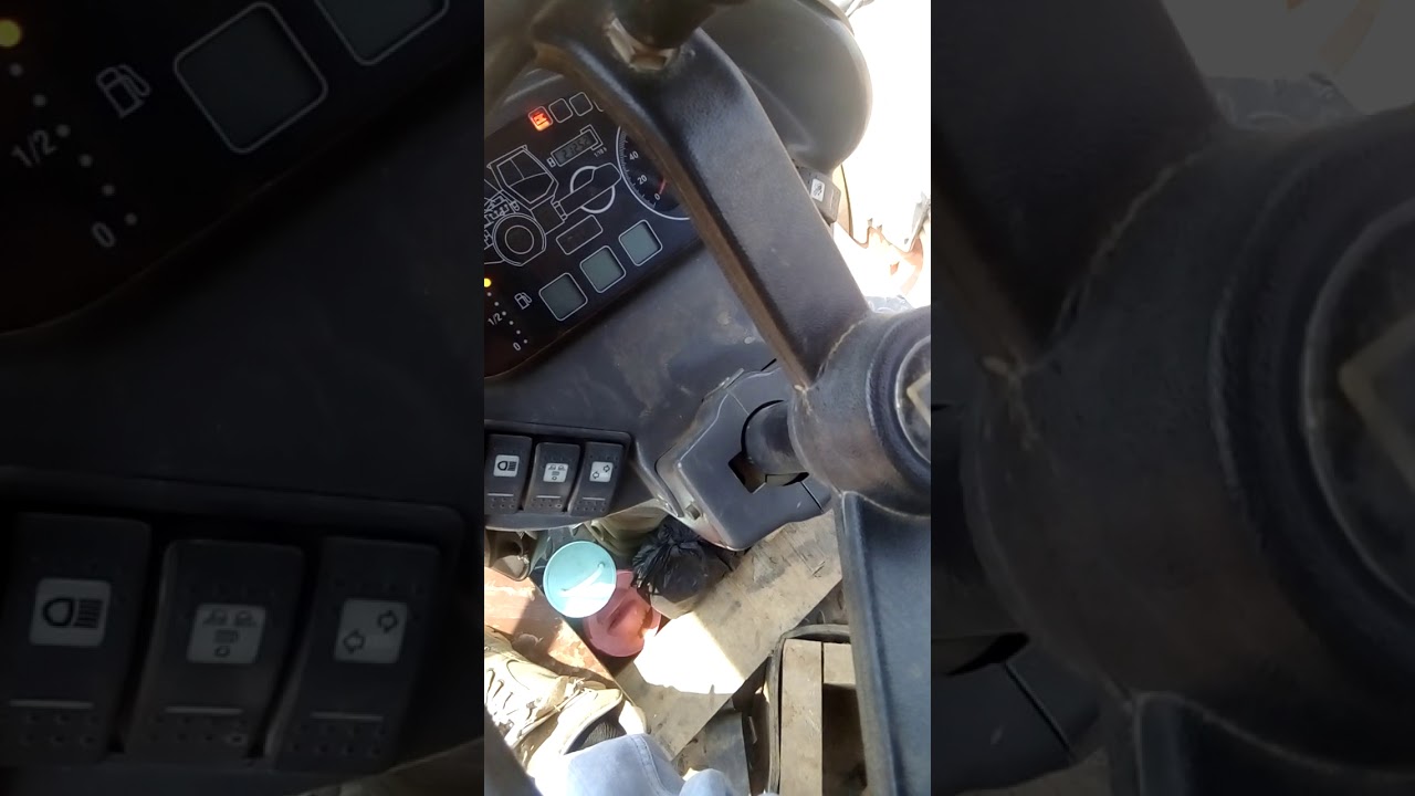 Belajar mengendalikan Alat Berat vibro