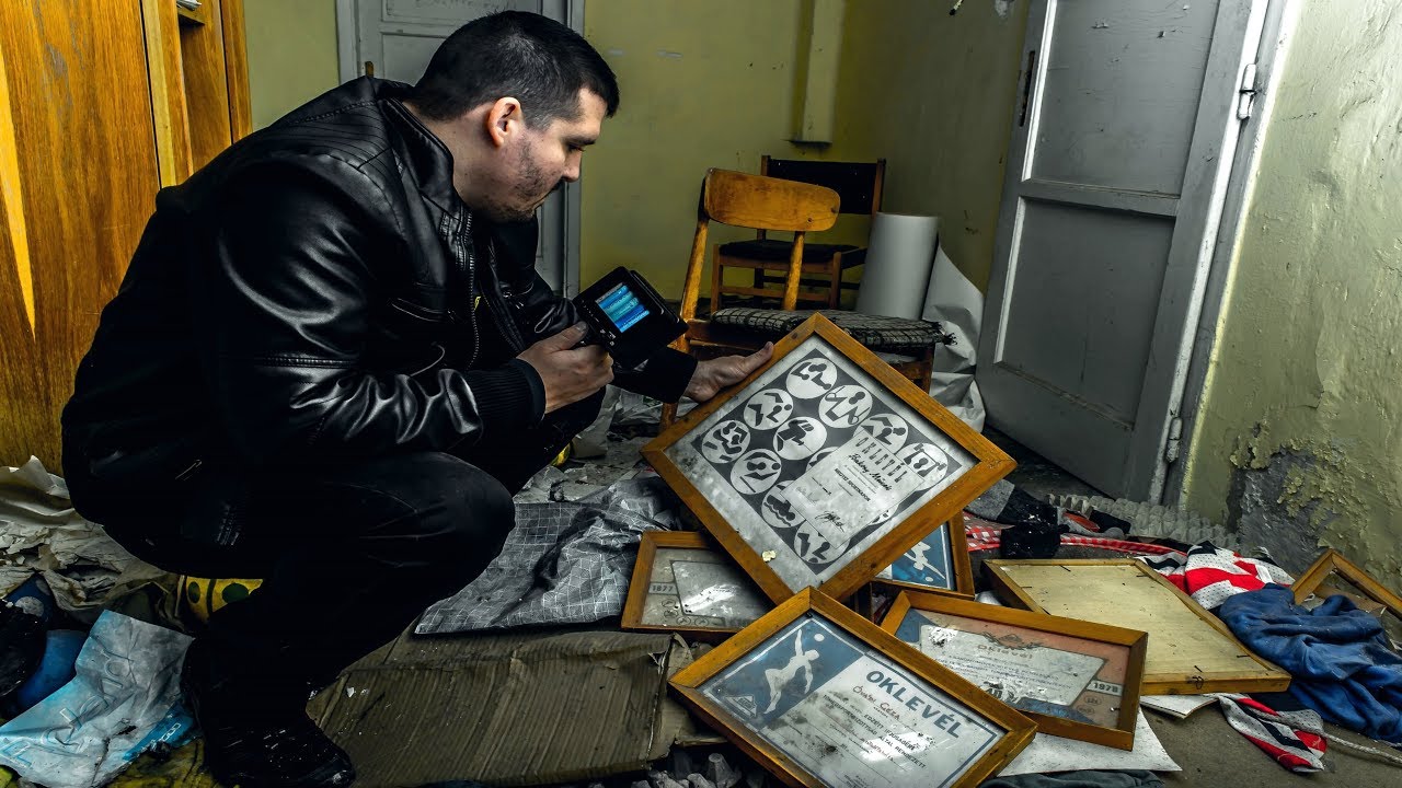 Bakony Művek Sporttelep&eacute;n tal&aacute;lt &Ouml;SSZES DOKUMENTUM!!