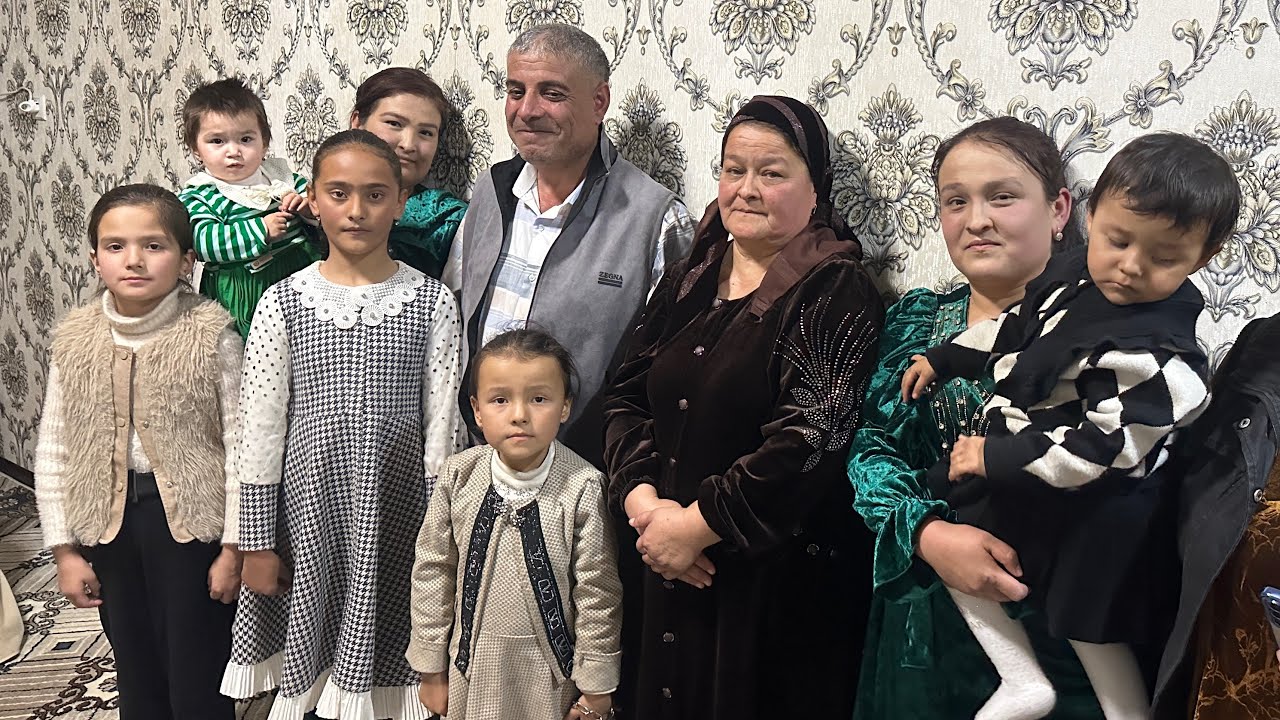 Mahmud aka 49 yosh. O’zbekiston OFY. Farzandlar nevaralar nomidan go’zal unutilmas tabrik🎉🎉😍
