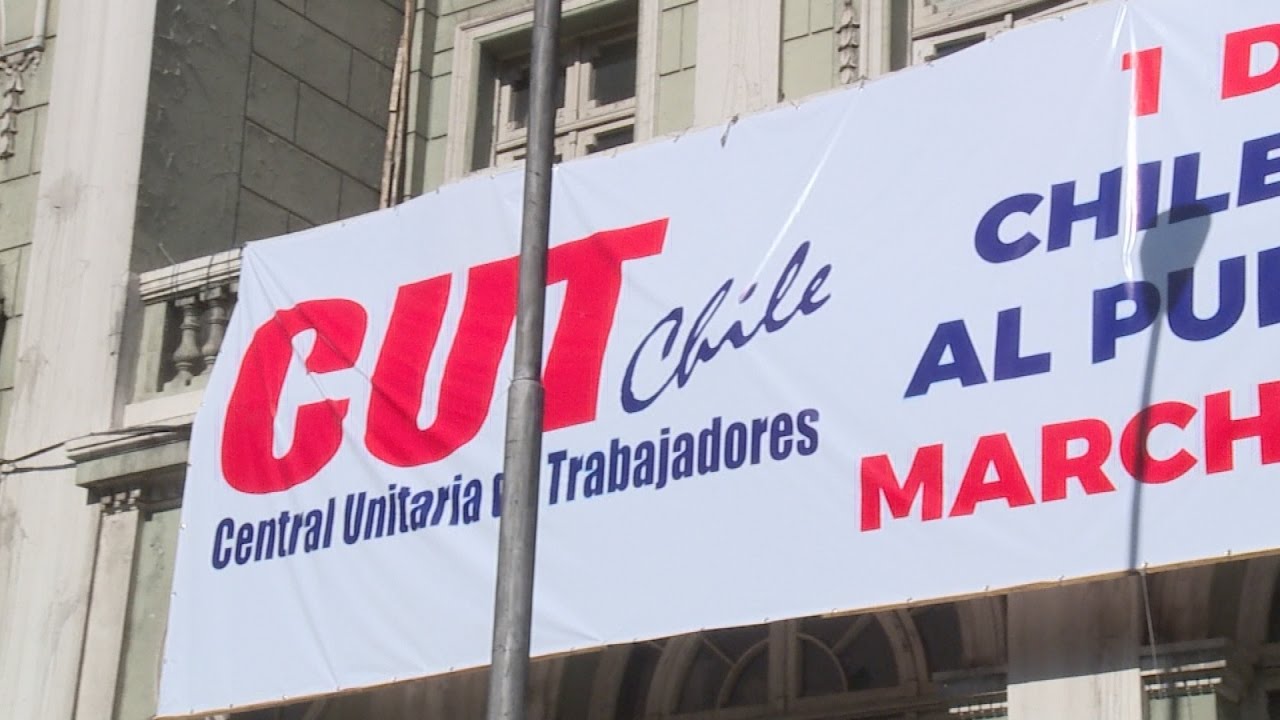 CUT dividida: Convocan a marchas paralelas