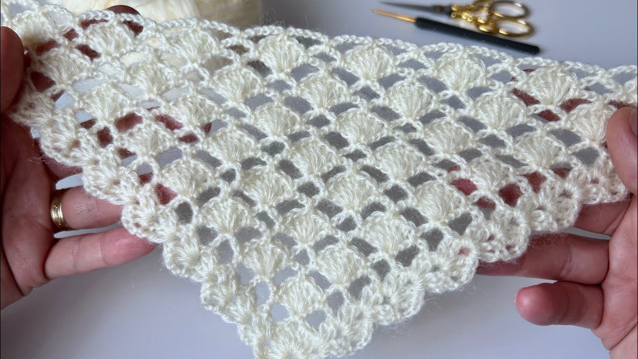 VERY BEAUTİFUL 💯 Easy Crochet Triangle Shawl Pattern / Knitting Shawl Patterns #crochetshawl
