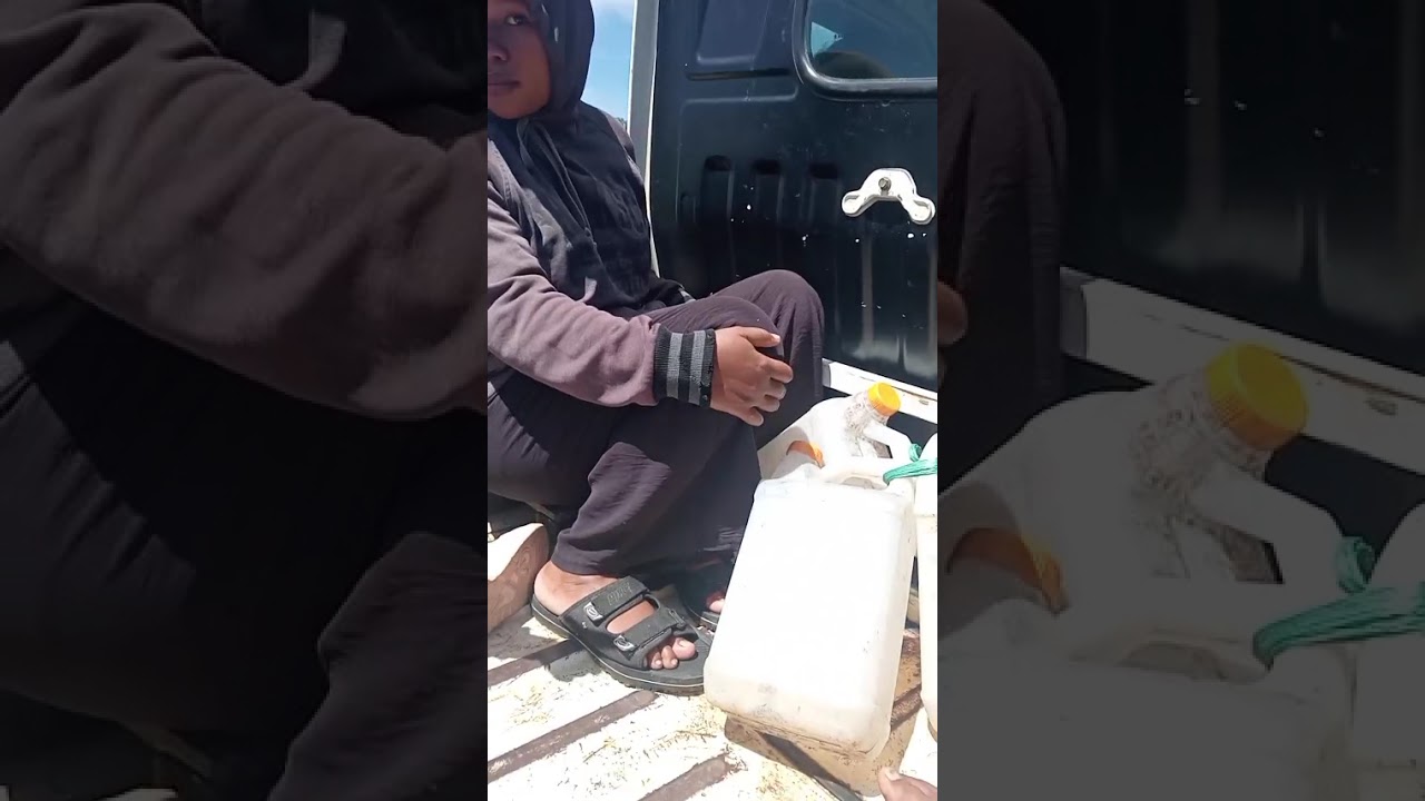 Jalan berlubang jadinya badan sakit 