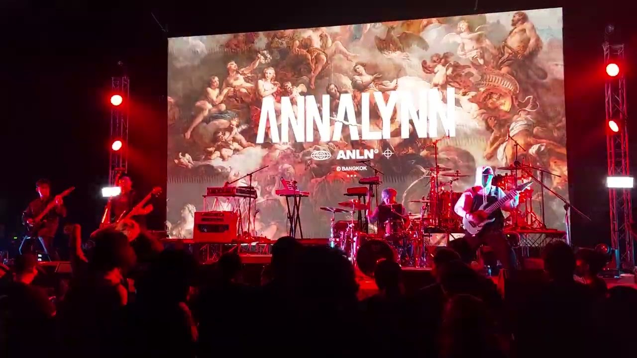 ANNALYNN - Holy Gravity ft. Noom Teresa live @Lido 12/02/22