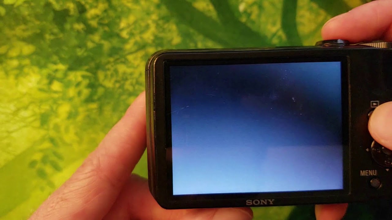 Vintage Camera Review - Sony DSC H70