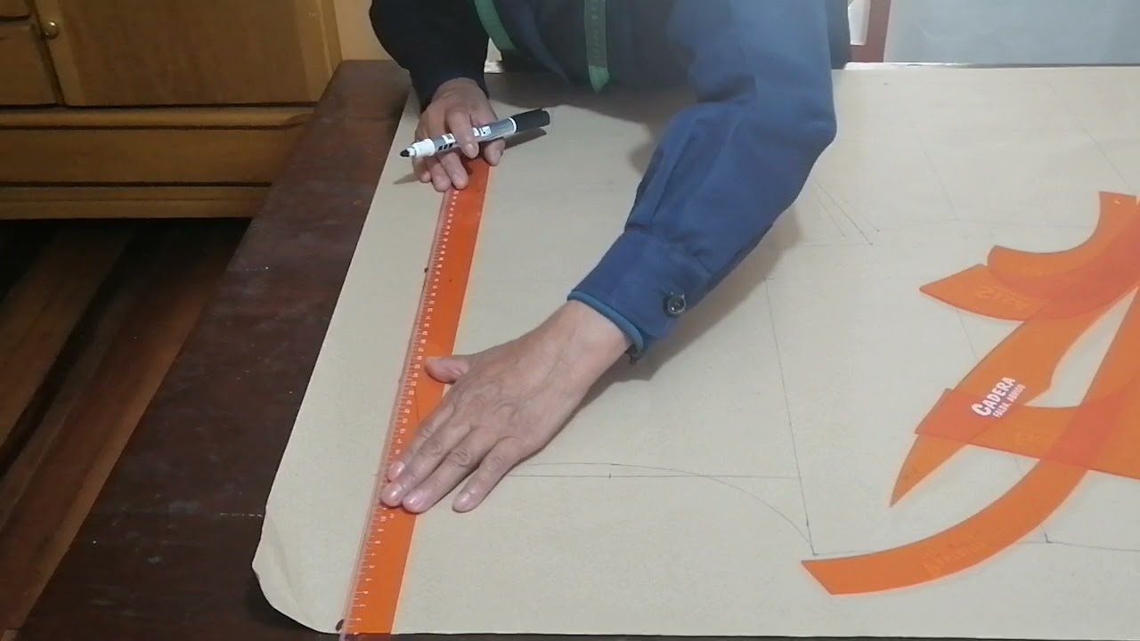 1 TRAZO DE GUARDAPOLVO - CORTE Y HABILITADO DE PRENDAS PARA DAMA