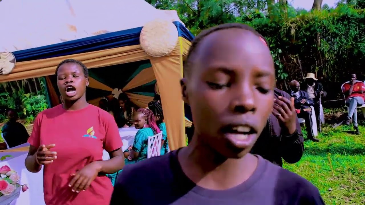 Ndoa takatifu as performed by Kamulat Ay at Mercy's prewedding/ ChesumPictures
