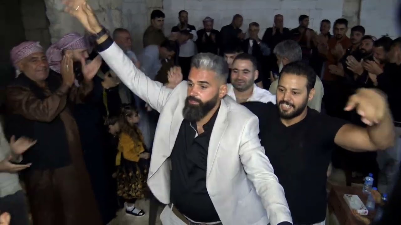 1 شركة المكسورللتصوير وفرقة الانوار نقدم حفل زفاف العريس محمود عبد القادر الأر للحجز 963968294758+