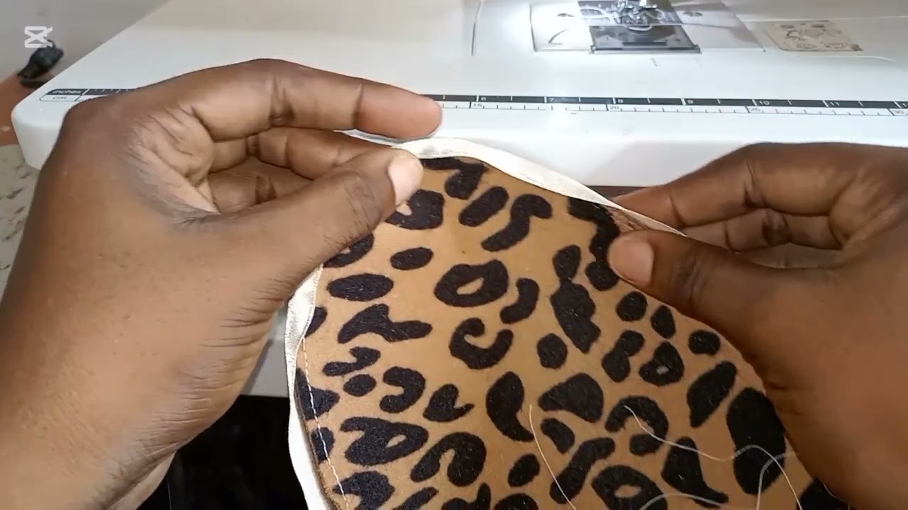 How to make a Half Hat Base ⭐ Item lists below in description 👇🙌