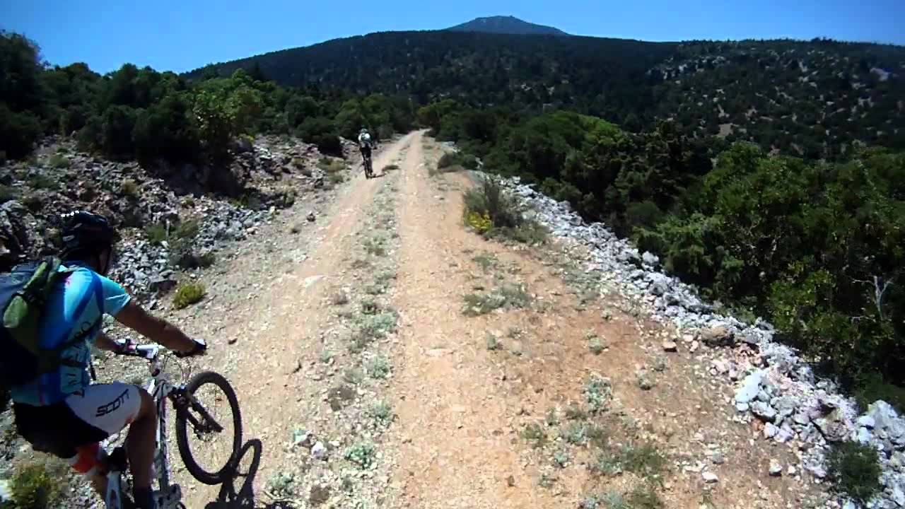 Παρνηθα:Moλα-πυργος Λημικου-Σαλονικη / Parnitha mount ,Greece