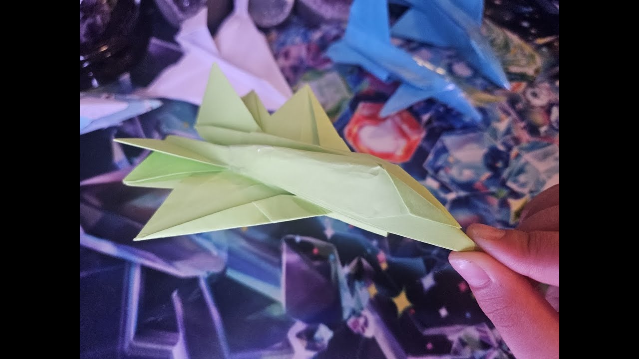 Frostbite Fighter Jet -How to fold this paper airplane