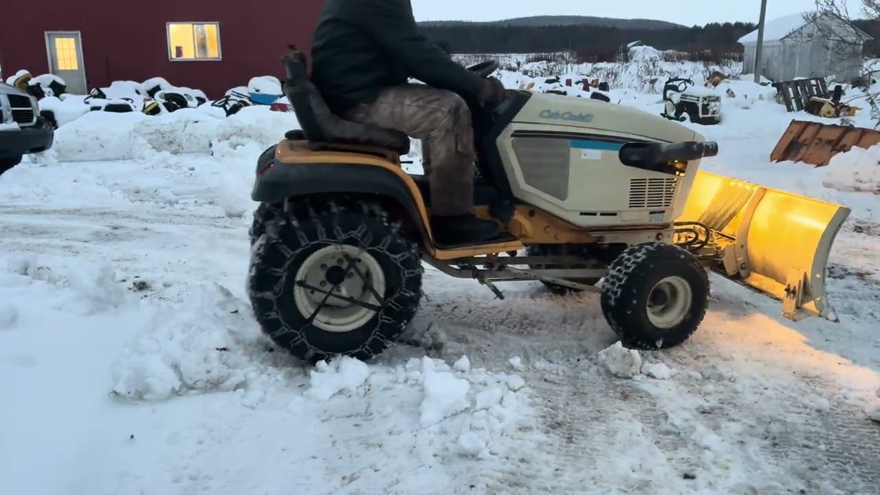 Cub Cadet 2182 Gas Kubota Moving Snow In December 