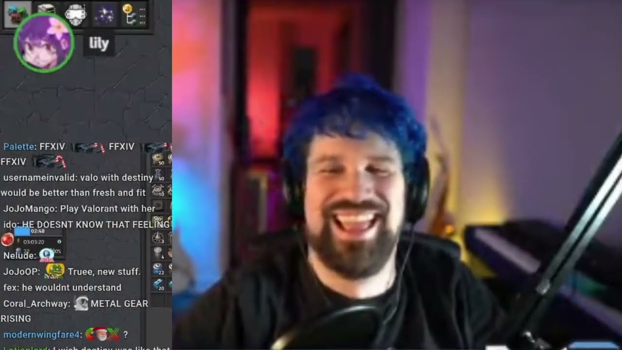 Lily Ambushes Destiny Mid-900 For A Chat