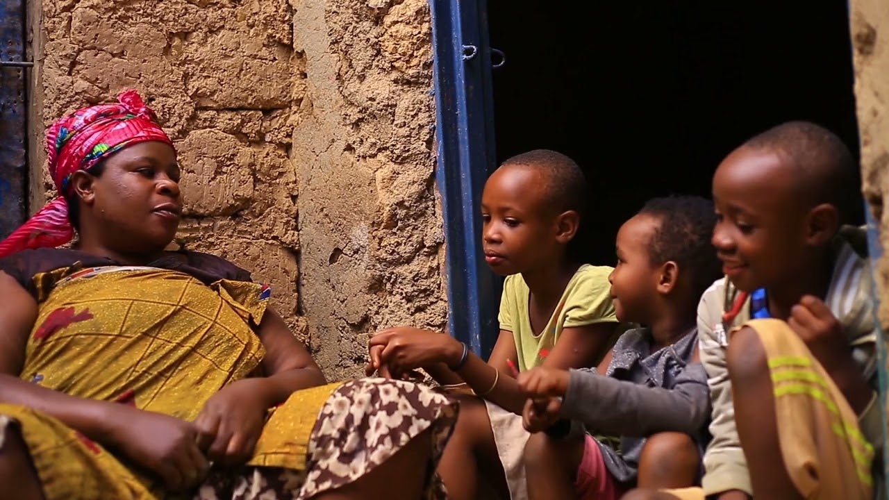 INKURU YA MAMA EPISODE1(ese sandrine azabyitwaramo gute)
