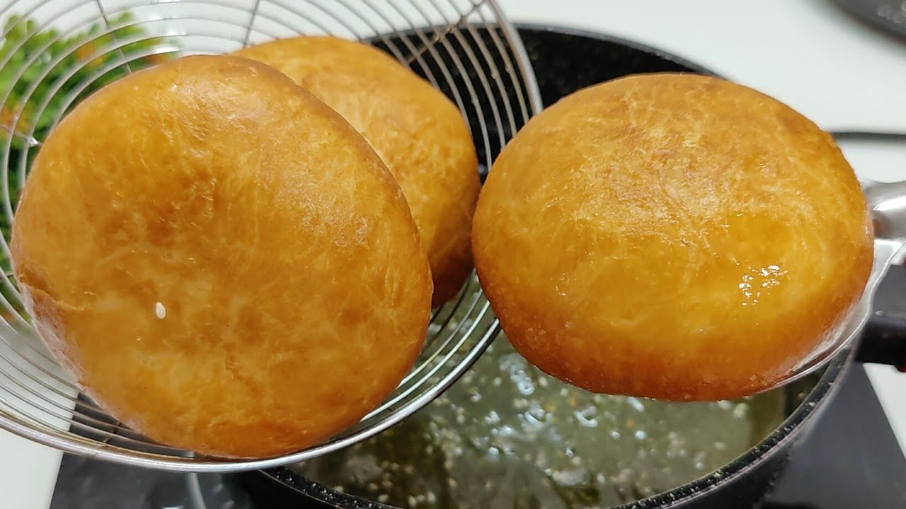 Chicken stuffed Donuts ya buns  bina oven ke | fried Chicken buns