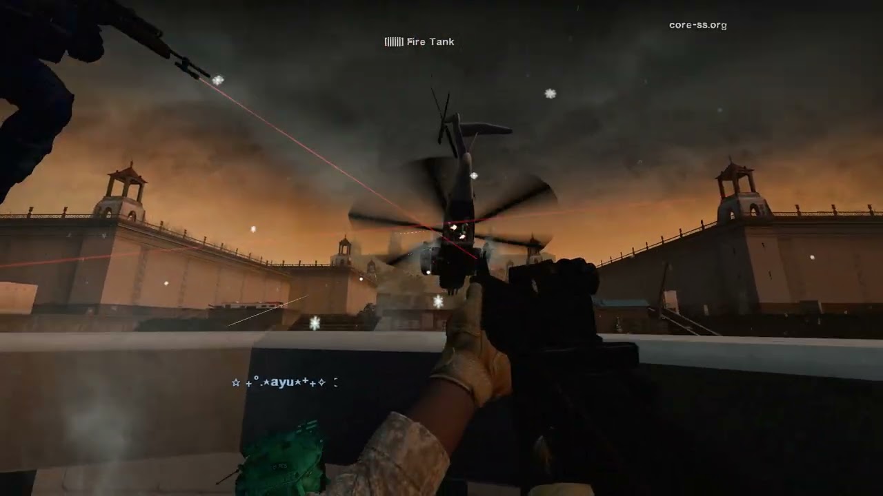 Left 4 Dead 2 WARCELONA 24 players coop 2025 12 29   (25 min sample)