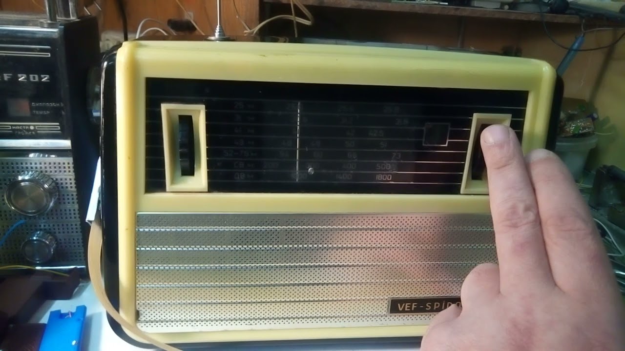 Веф Спидола монтаж FM  устройства (планки).