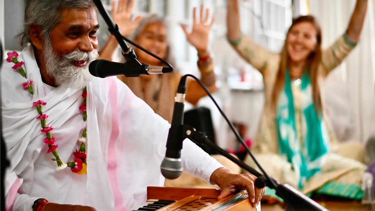 Jai Radha Madhav (full) - Sri Raman Bihari Das Babaji