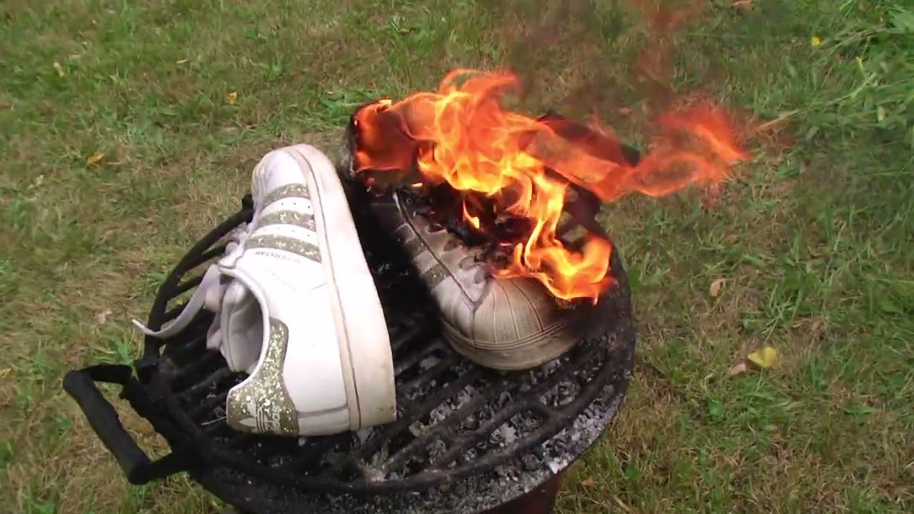 Adidas Superstar II burn down