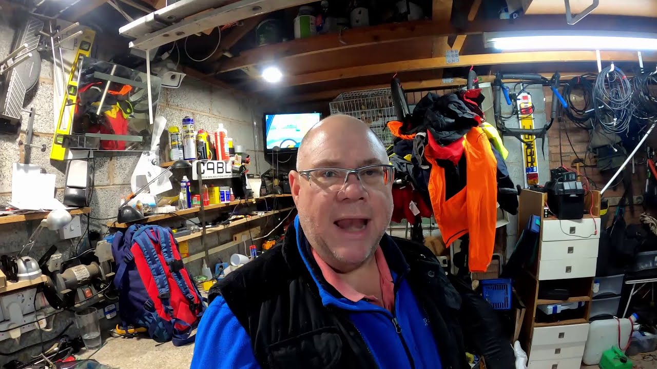 Accessories for your Amateur (Ham) Radio HT (Handy Walkie Talkies)