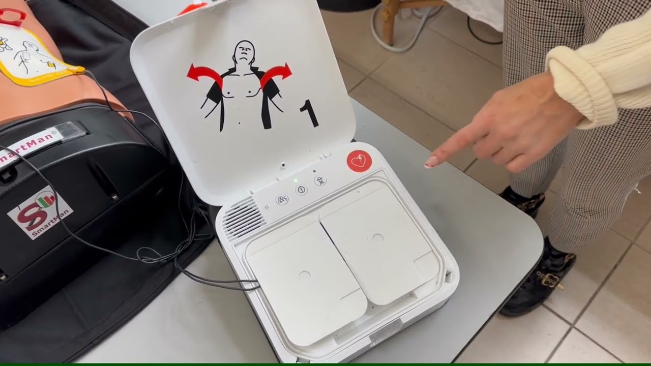 Lifepak CR2 AED Demo