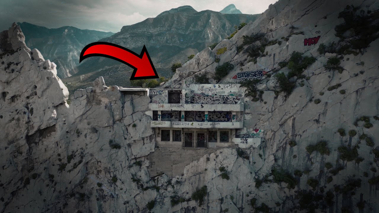 La EXTRAÑA casa de las montañas | Lo que no sabías ☠️