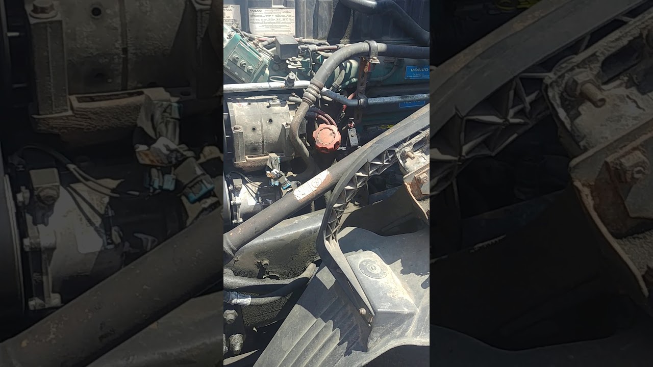 How to prime a Volvo D12