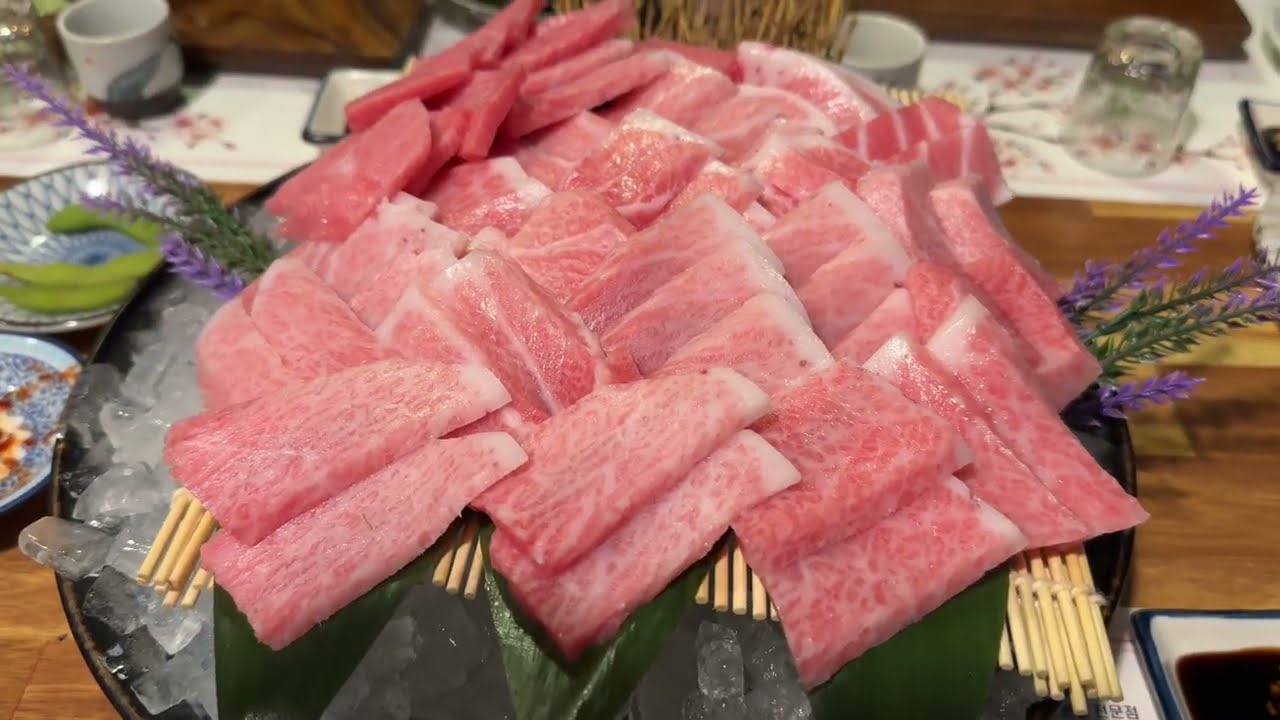 Tuna sashimi that melts away in the mouth, Seo-myeon, Busan, South Korea