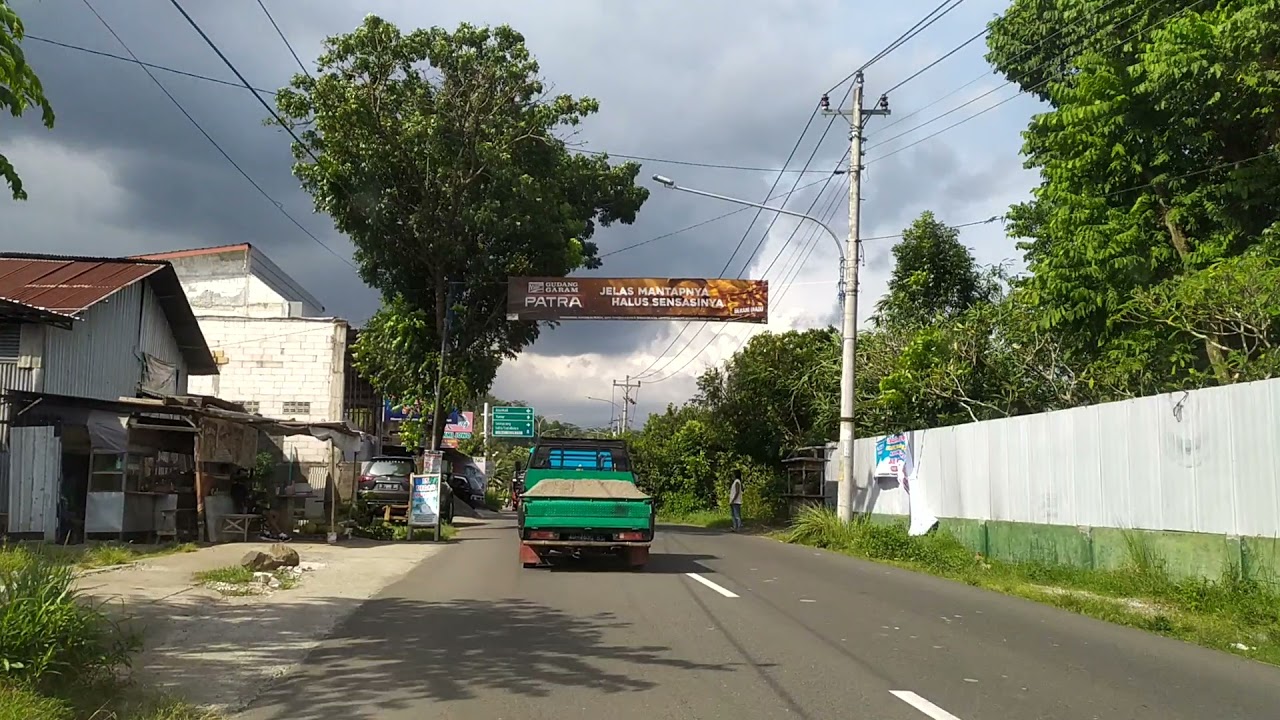 jalur menuju gerbang tol boyolali