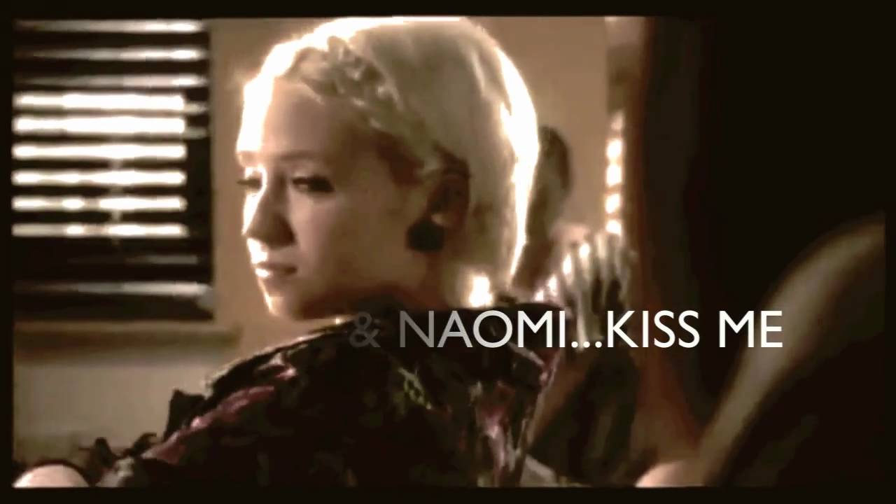 Naomily::Kiss me