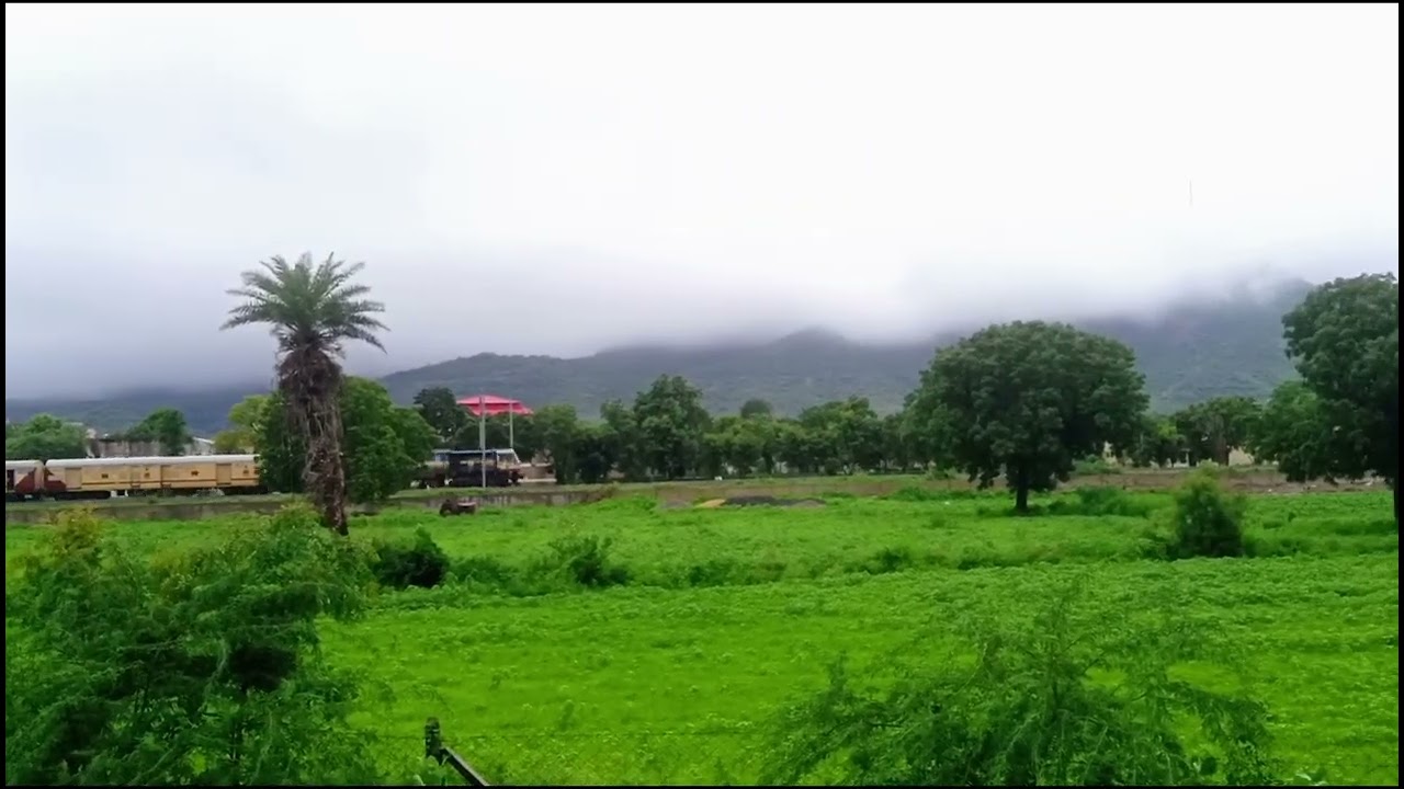 Train 19736 Marwar jaipur express passing through beautiful weather Aravali hills