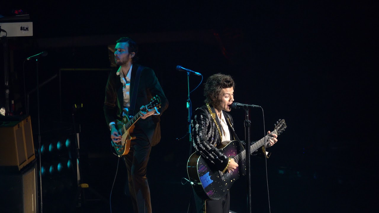 Harry Styles - Just a Little Bit of Your Heart (Los Angeles 7/14/2018)