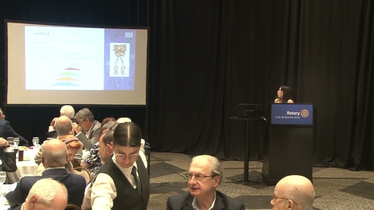 Gisela Novack en el Rotary Club de Buenos Aires