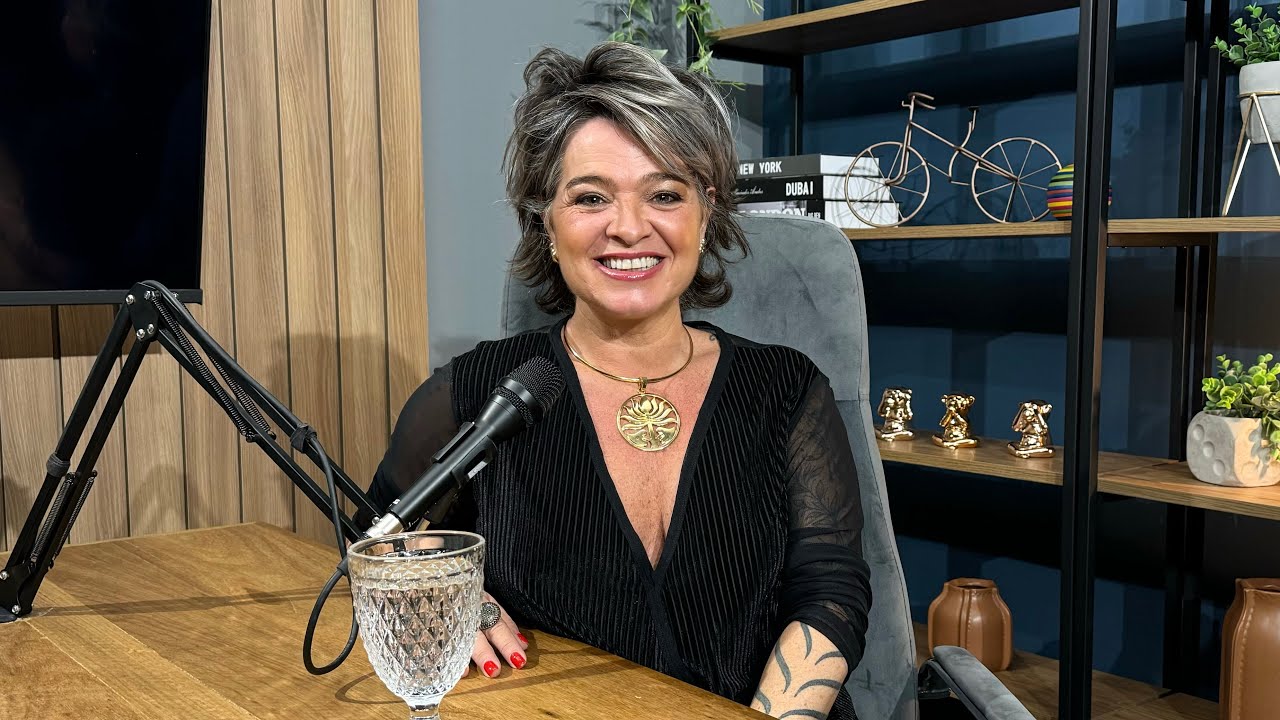Tallyta Cardoso no Querido Podcast #48