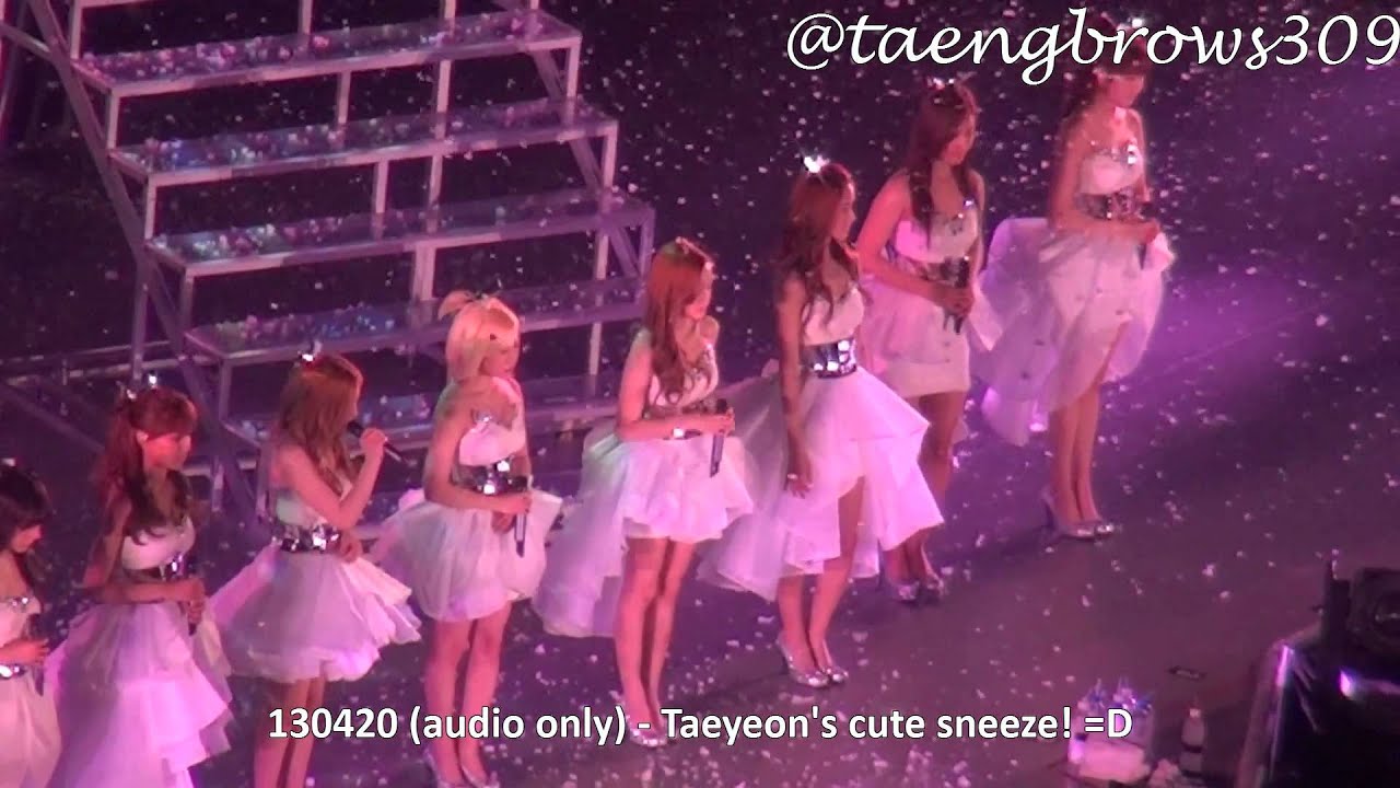[HD] 130420 SNSD Taeyeon's Cute Sneezing @ 2nd Japan Arena Tour