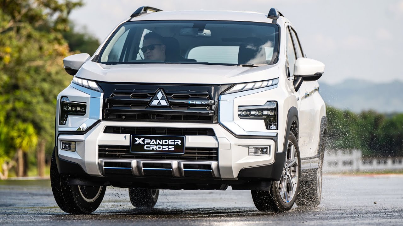 Новый Mitsubishi Xpander Cross 2024 года — прочный гибридный минивэн