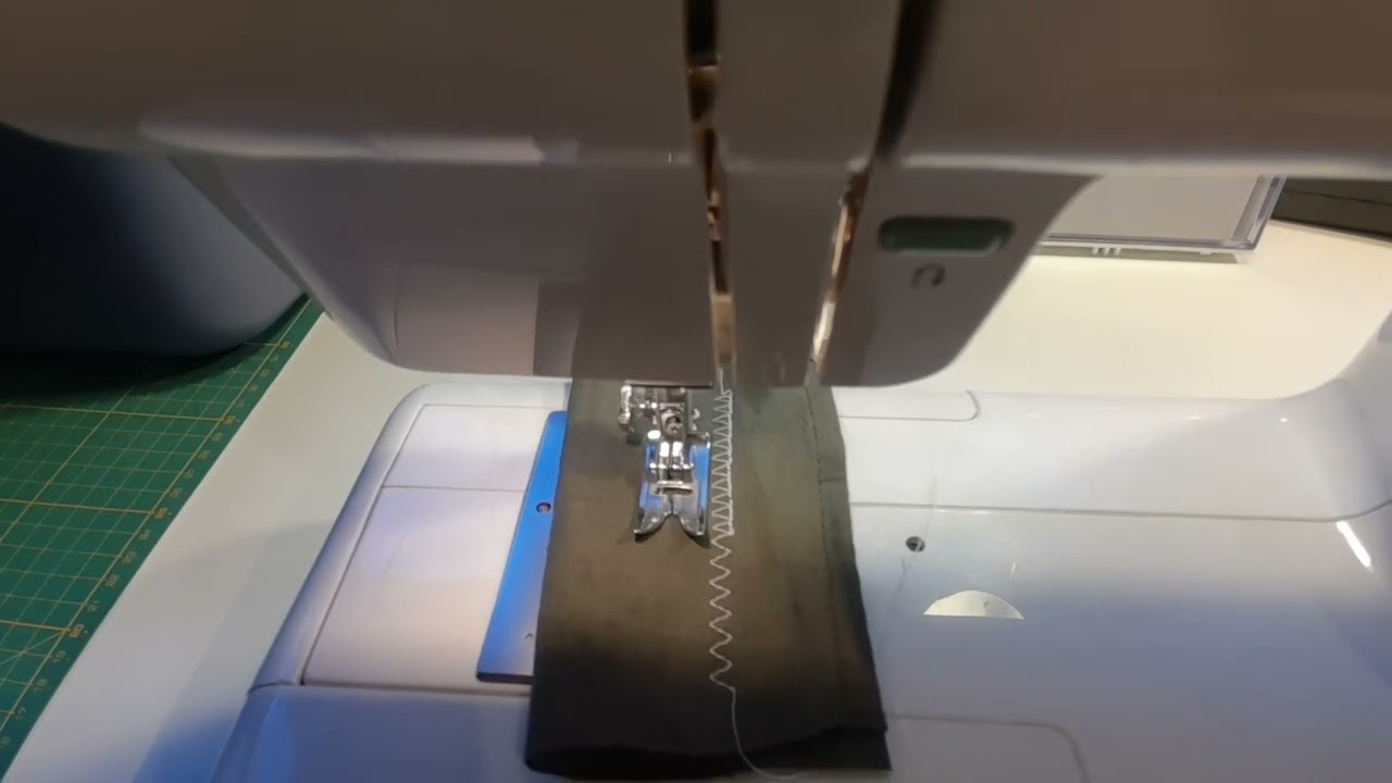Janome Memory Craft MC 4000