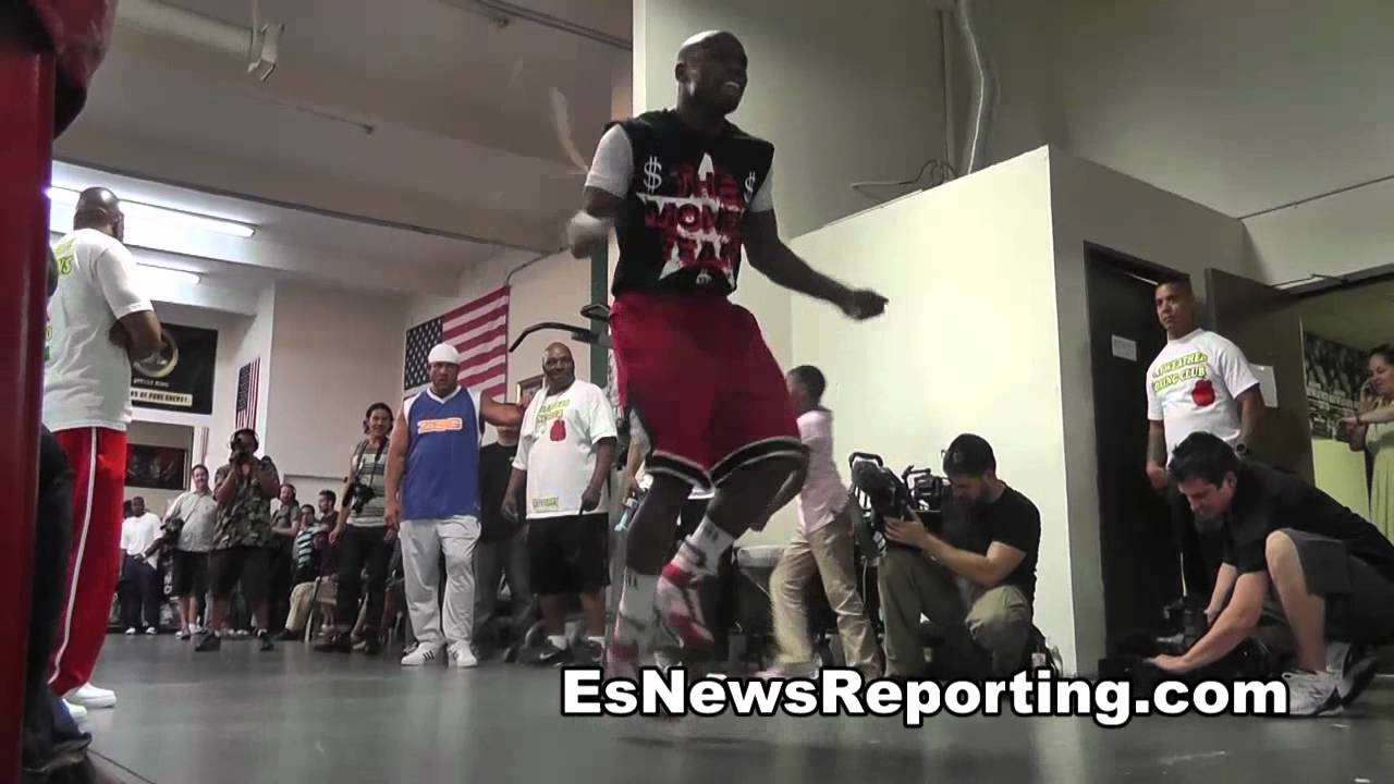 Floyd Mayweather jumproping  phenom