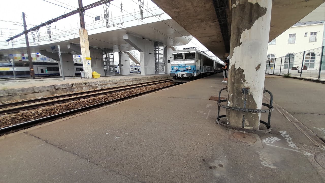 [En Gare] Chartres -- BB 7200 + Corail (Train REMI)