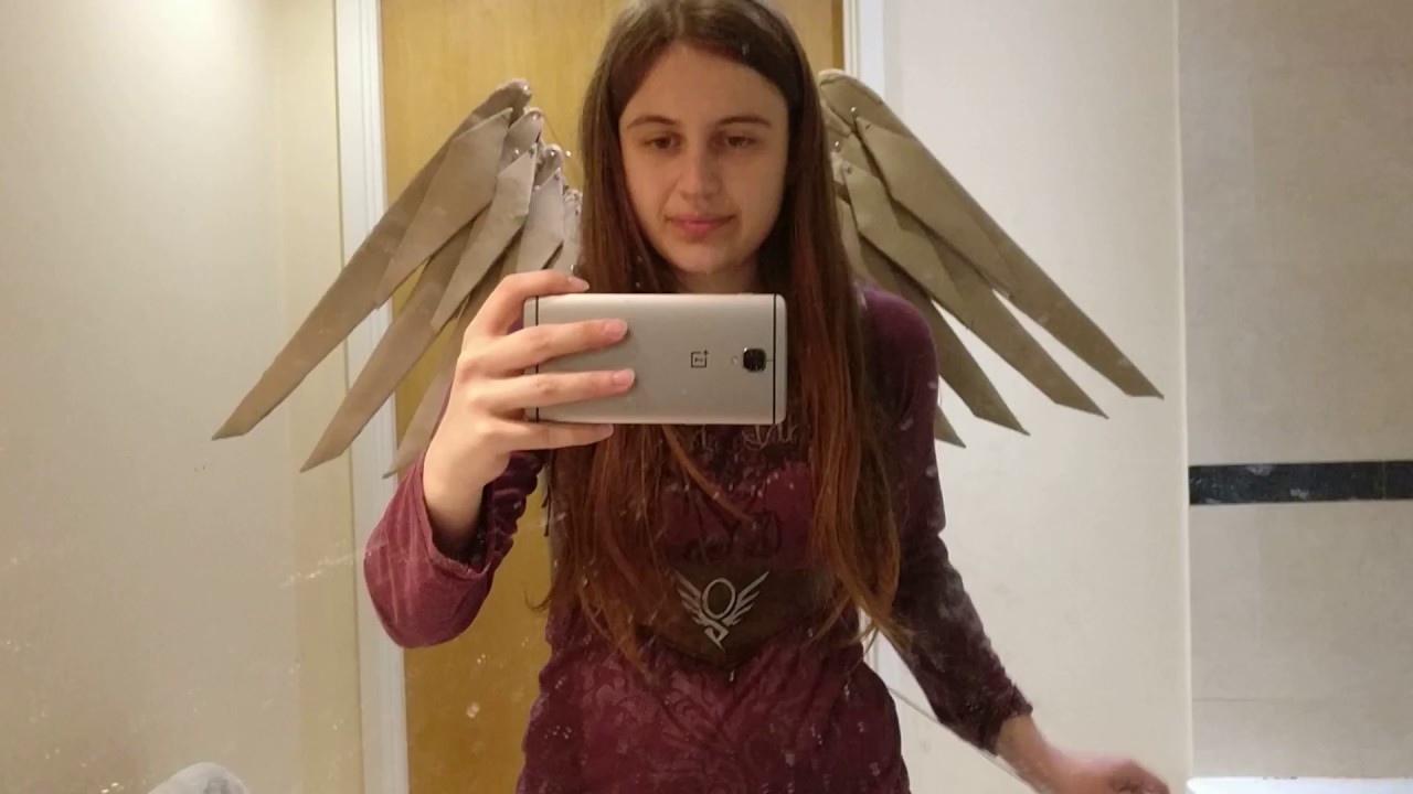 Mercy Cosplay Wings Movement