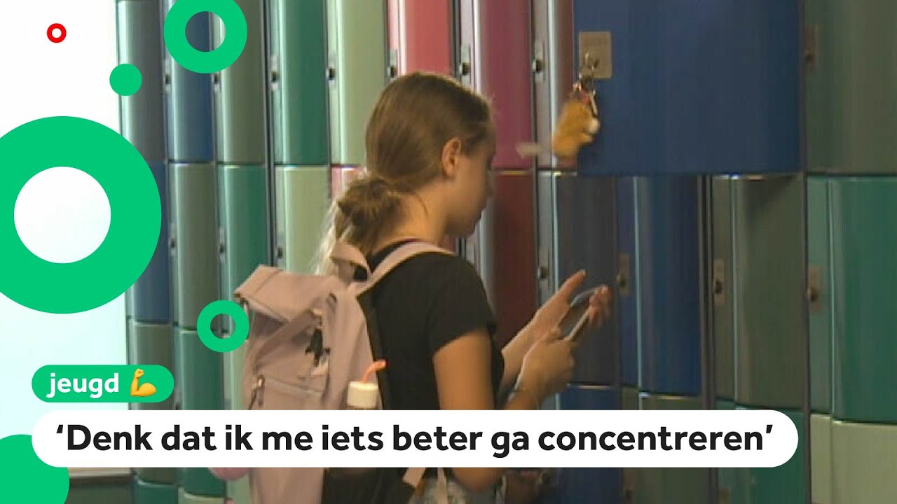 Veel telefoons nu al de klas uit: 'Moeten in het kluisje'