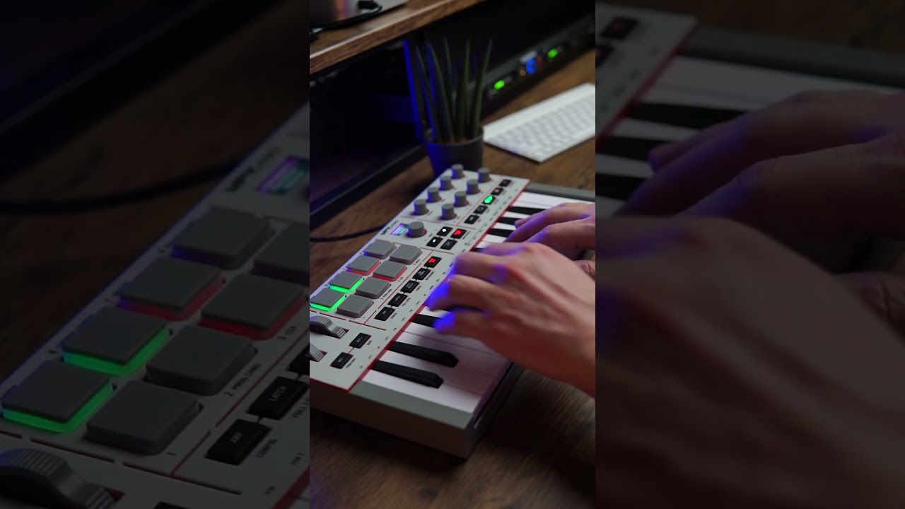 Michael Jackson – Thriller (Live Loop Cover) on Akai MPK mini
