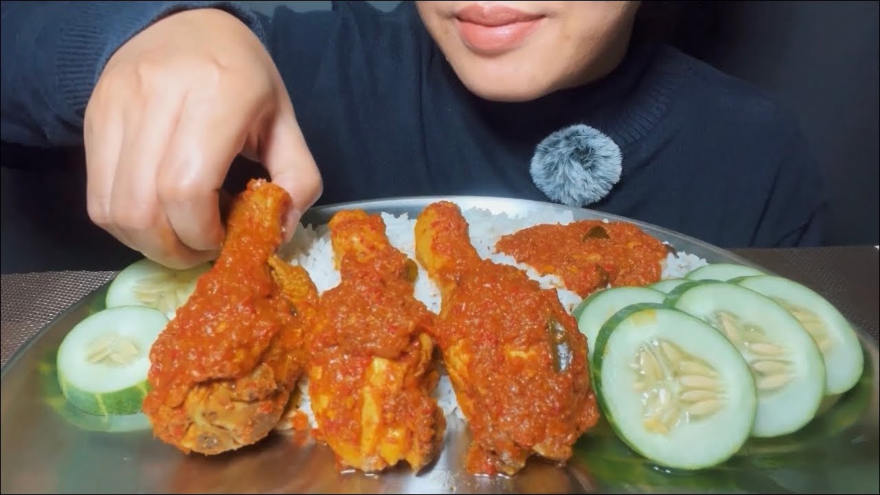 EATING SPICY CHICKEN CURRY WITH RICE | ASMR EATING 