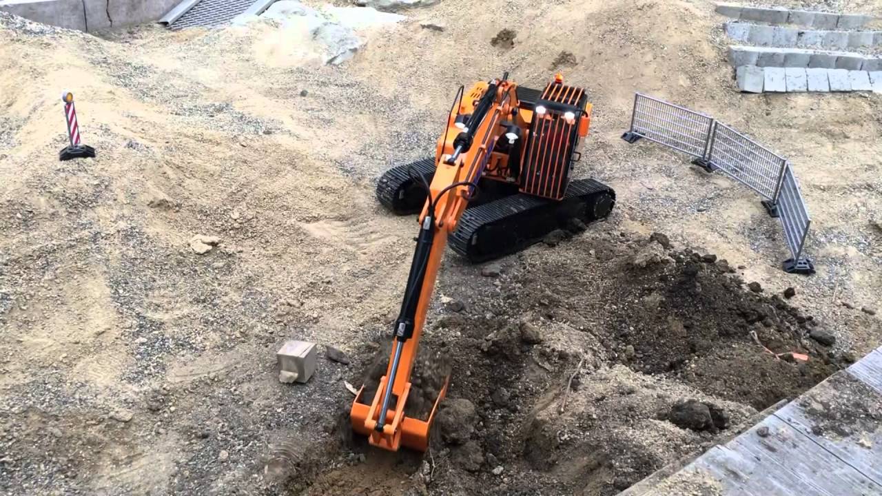 ラジコンパワーショベル　RC 4WD 1/12 Scale Earth Digger 4200XL Hydraulic Excavator (RTR) (Version 1.5)　大人の秘密基地
