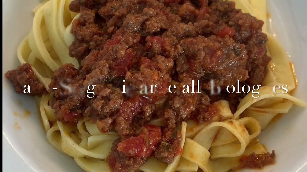 Ricetta: Ragù alla Bolognese con la Pentola a Pressione // Bolognese Ragu (Meat) Sauce Recipe